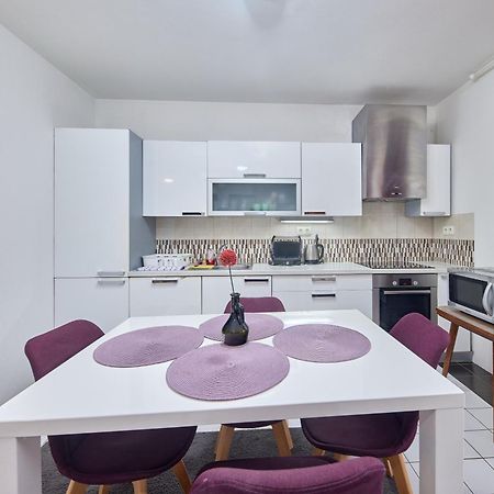 Relax Apartment Братислава Экстерьер фото